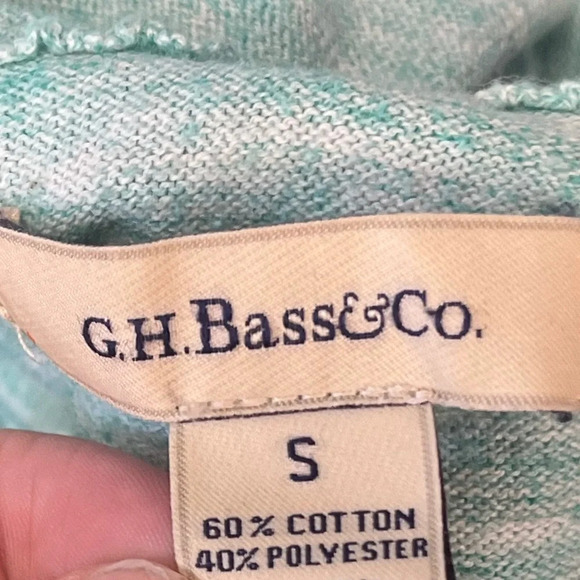 G.H. Bass & Co hooded shirt - Picture 3 of 3